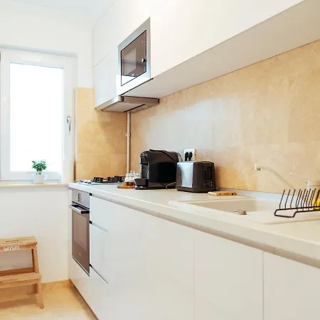 Luxurious And Cosy - Dristor * Bukareszt