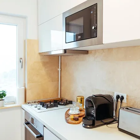 Luxurious And Cosy - Dristor * Bukareszt