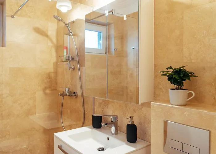 Luxurious And Cosy - Dristor